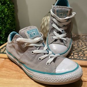 Converse All Stars Chuck Taylor women’s size 4